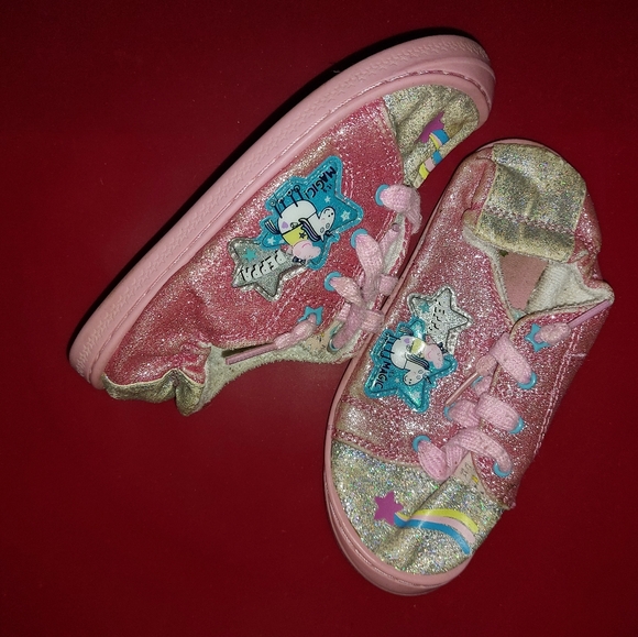 Shoes - Picture 3 of 3